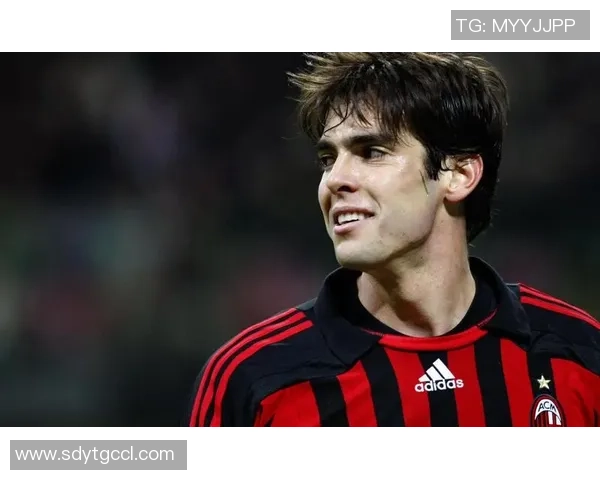 法国足球明星年满25岁展现巅峰实力引发全球关注与期待